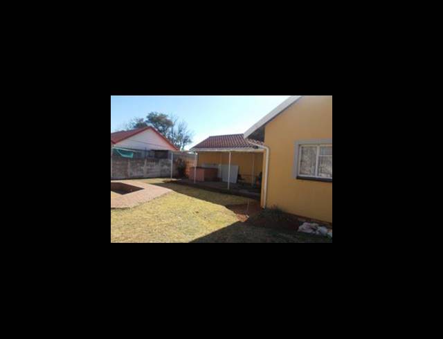 3 BEDROOM HOUSE FOR SALE IN RONDEBULT